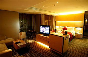 Grand View Hotel