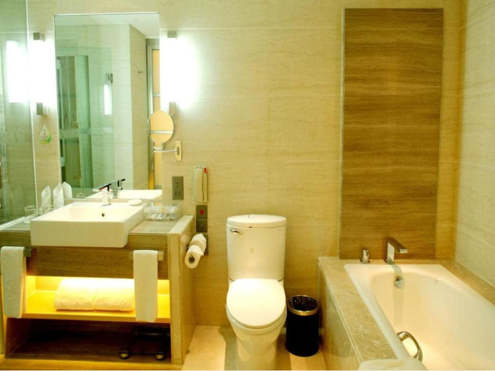 Grand View Hotel