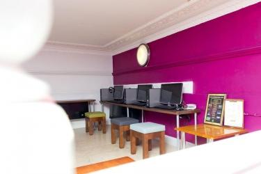 YHA London Earl's Court