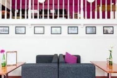 YHA London Earl's Court