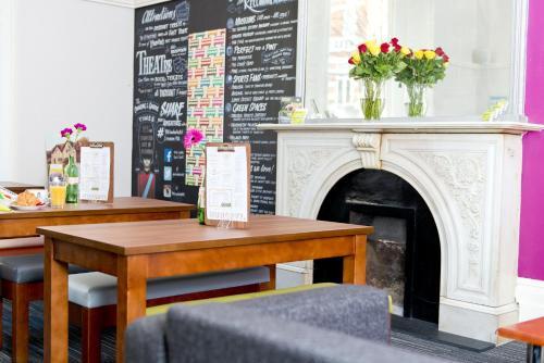 YHA London Earl's Court