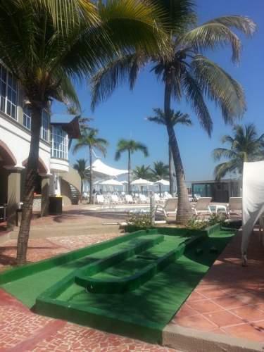 Tropical Inn