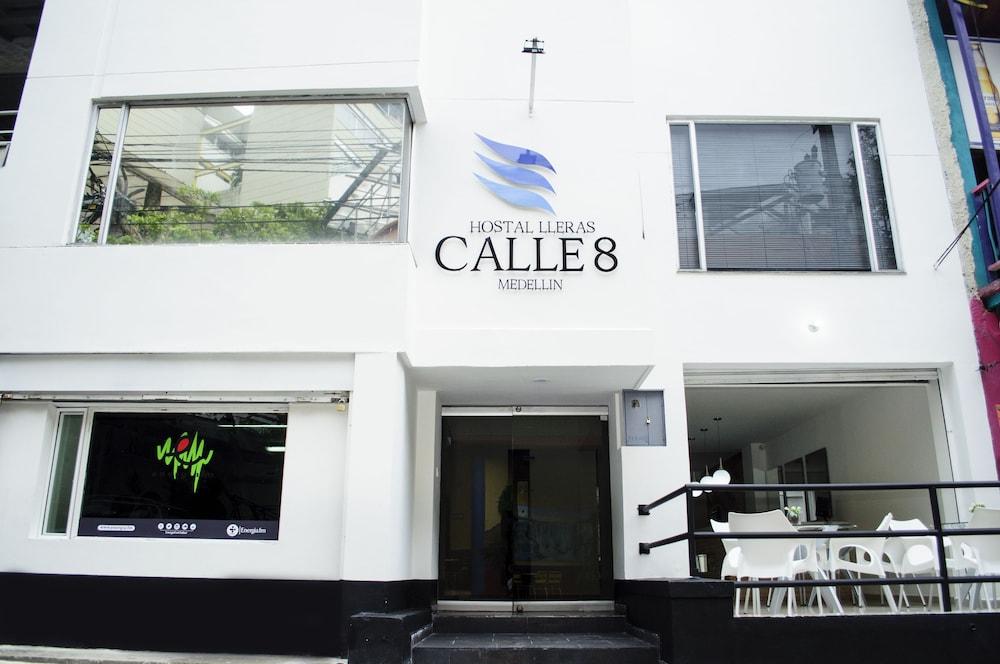 Hostal Lleras Calle 8