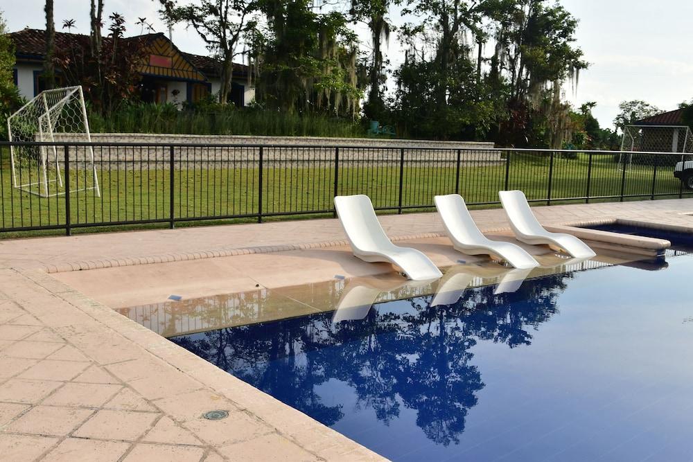 Los Girasoles Finca Hotel
