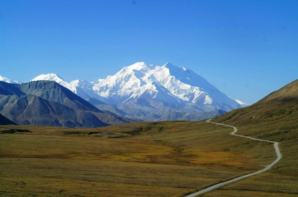 Denali Bluffs Hotel