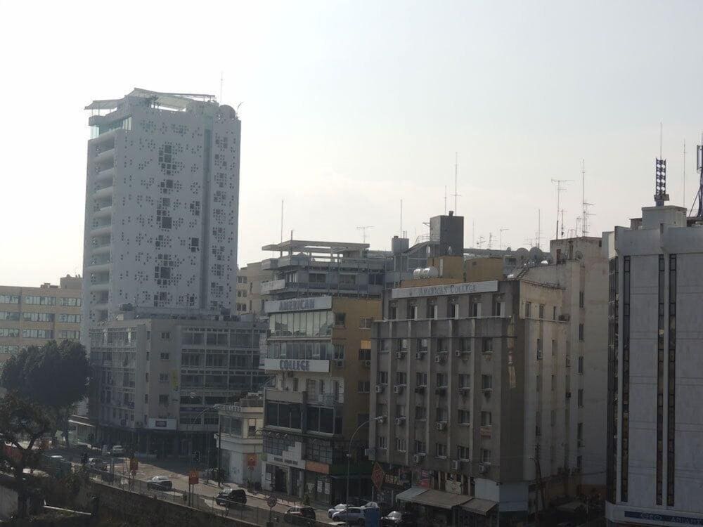 Delphi Hotel