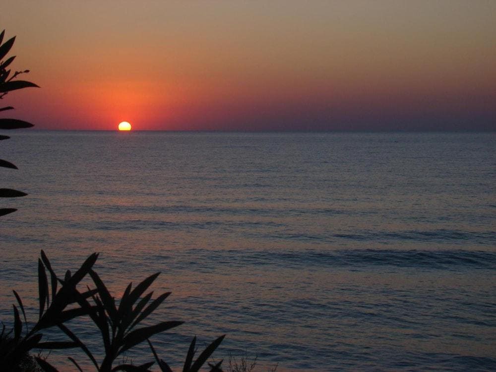 Sun Camero Beach Apartments