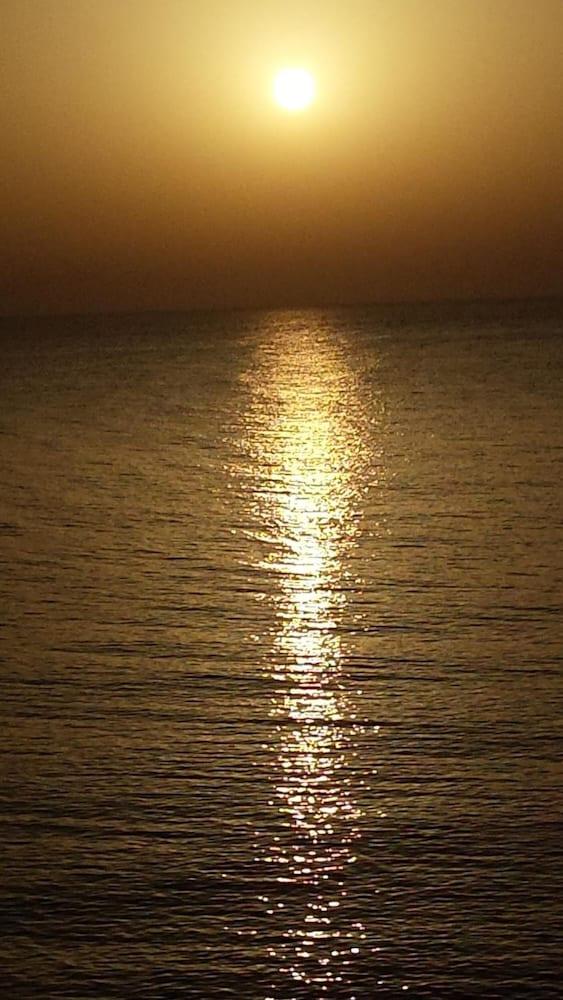 Sun Camero Beach Apartments