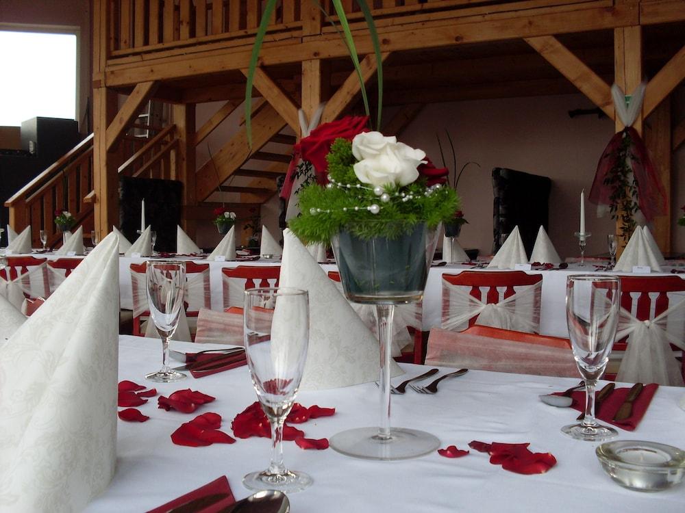 Wellness Penzion A Restaurace Zlobice