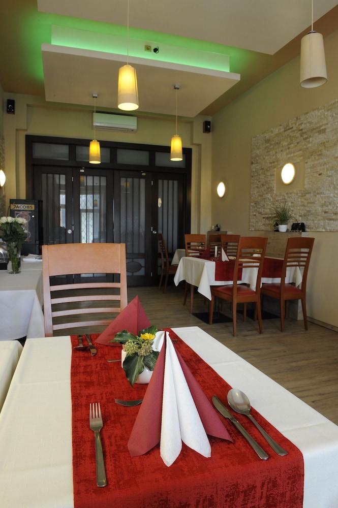 Wellness Penzion A Restaurace Zlobice