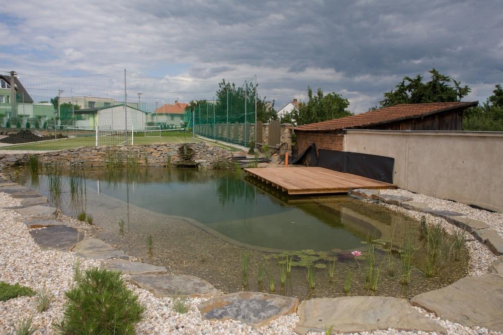Wellness Penzion A Restaurace Zlobice