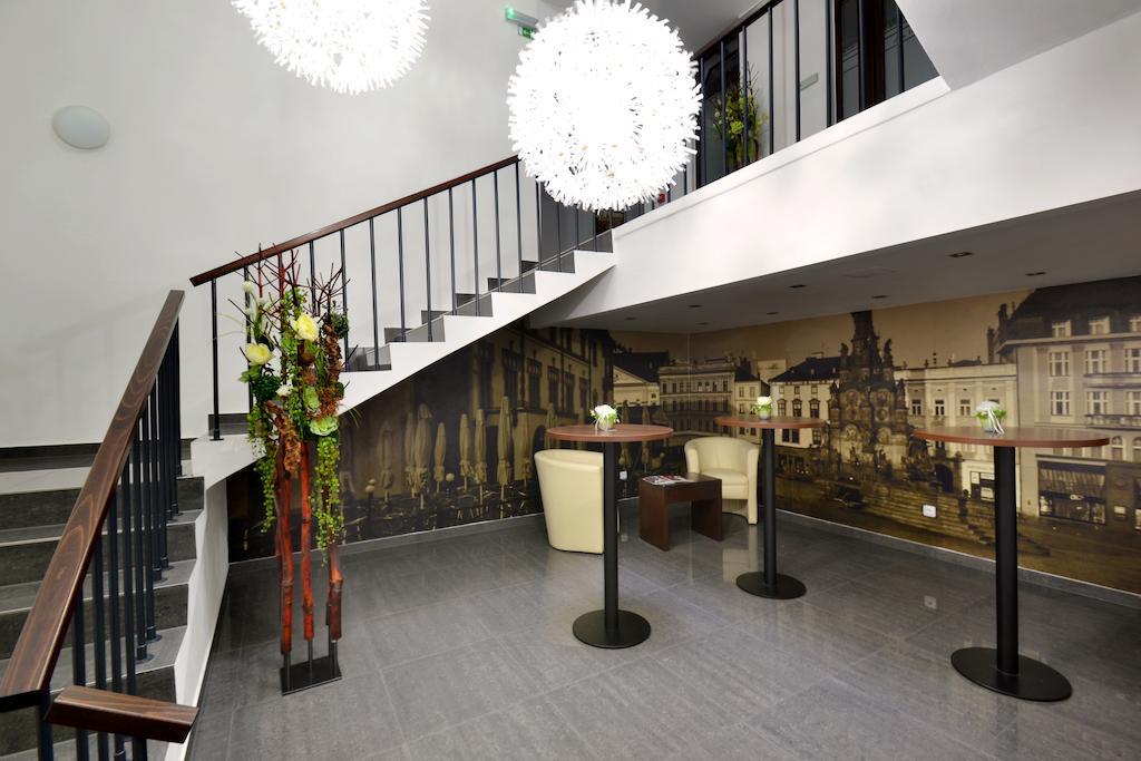 Hotel Pal c