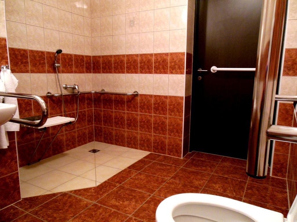 Hotel Pal c