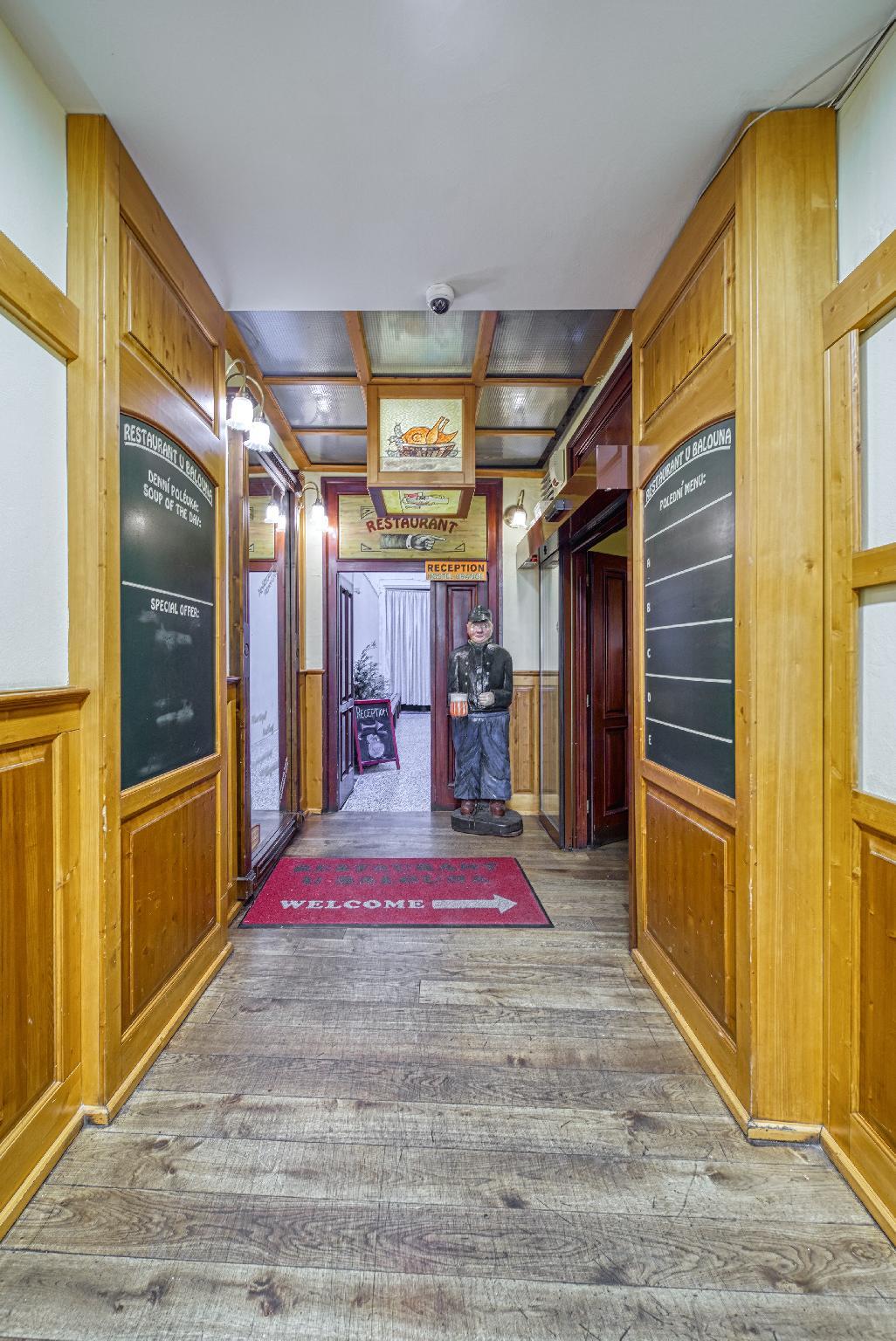 Hostel Orange