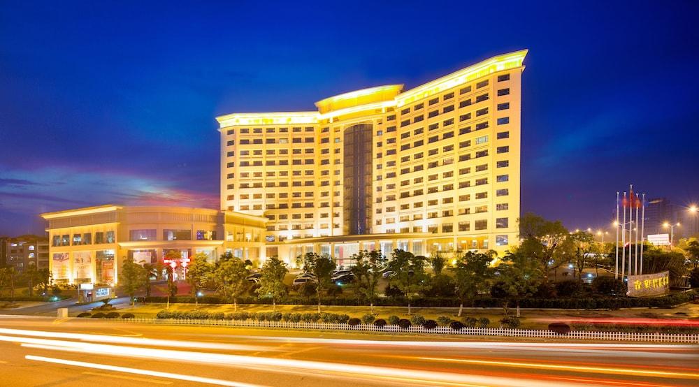 The Grand Plaza Hotel