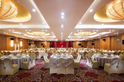 The Grand Plaza Hotel