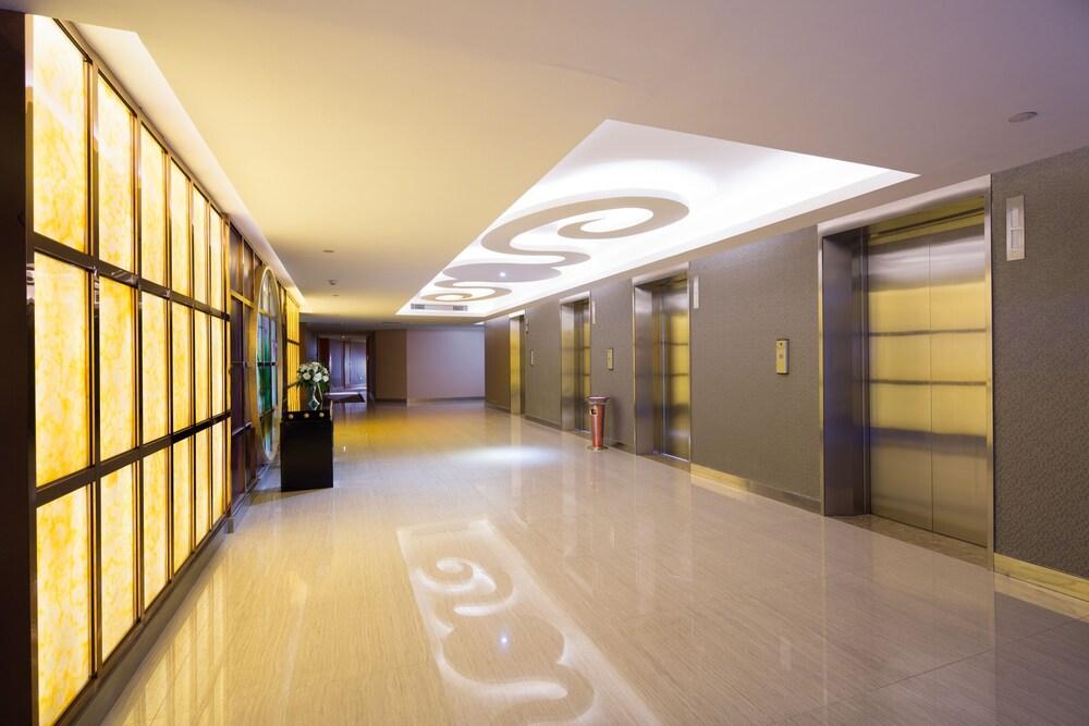 The Grand Plaza Hotel