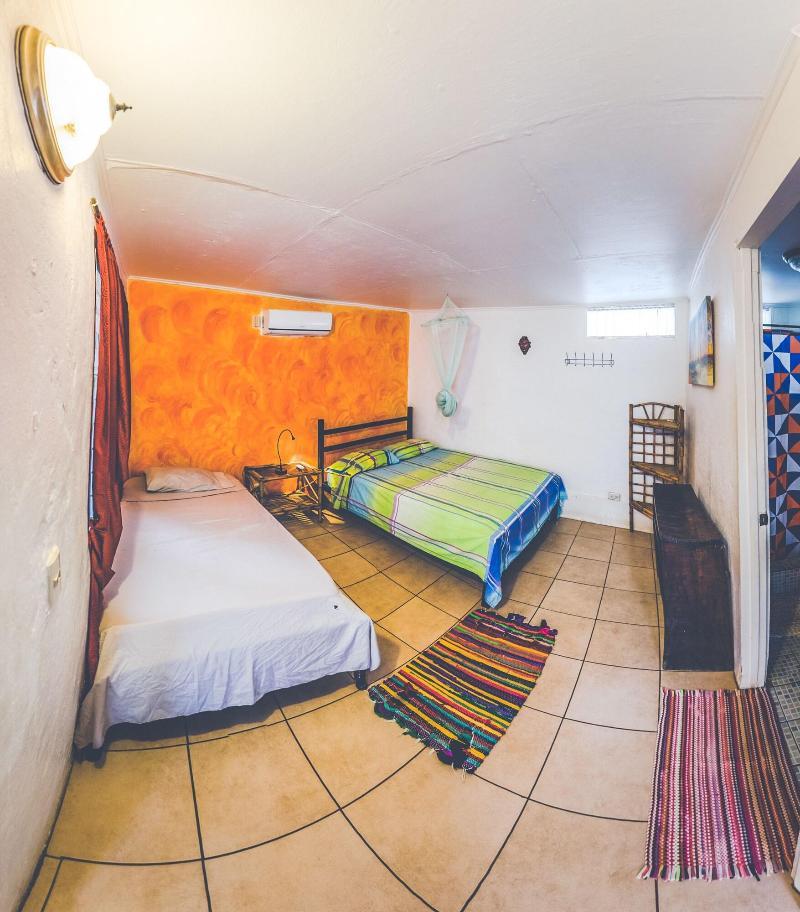 Pura Vida Hostel