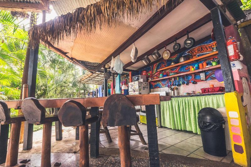 Pura Vida Hostel