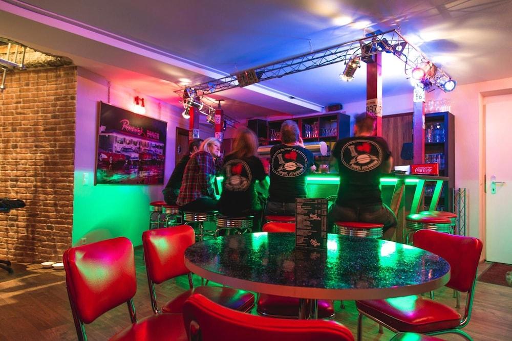 Engel Hotel and Diner