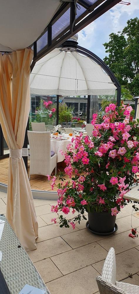 Eden Hotel - Haus an den Thermen