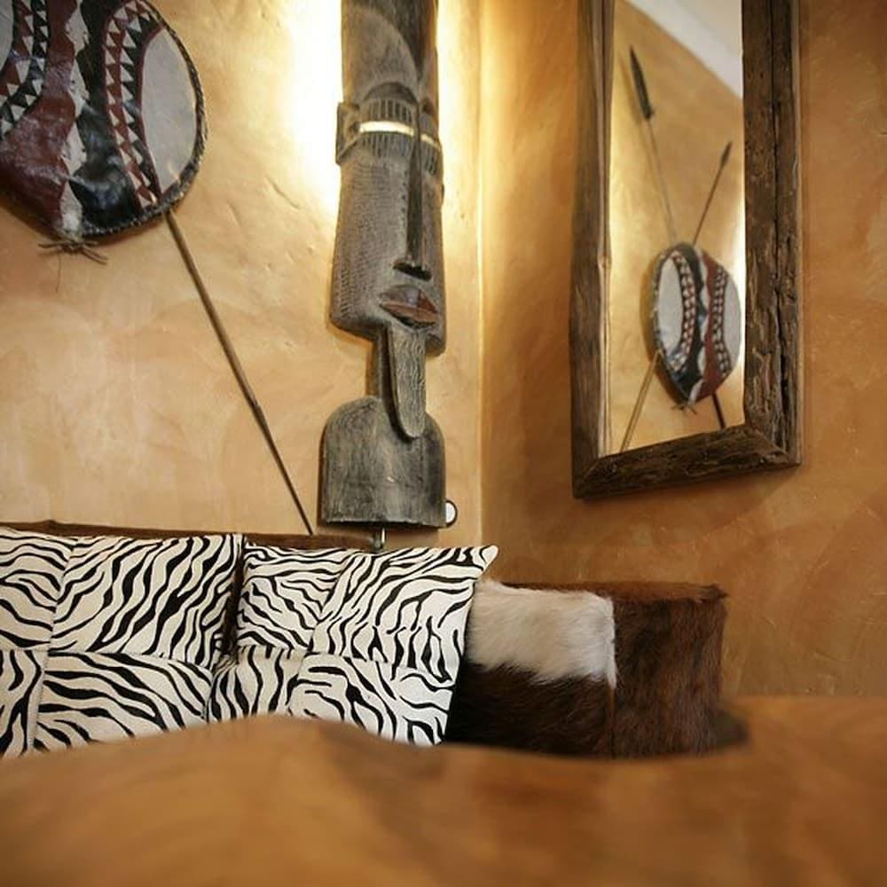 Hip-Hotel