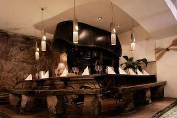 Hip-Hotel