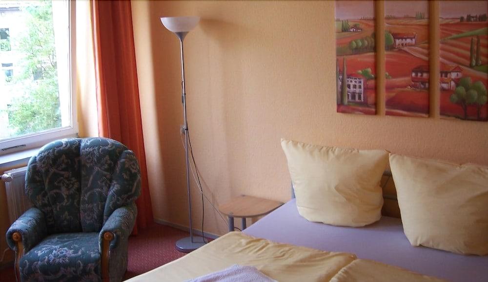 Hotel Pension Streuhof Berlin