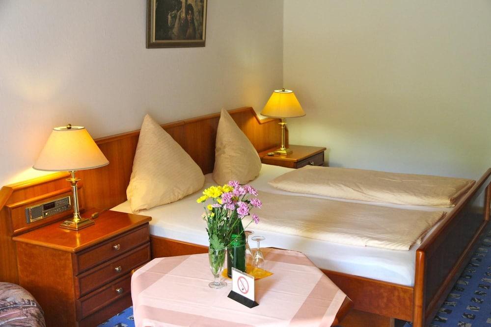 Waldhotel