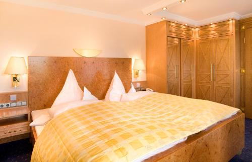 Hotel Le Petit Chateau Fontenay