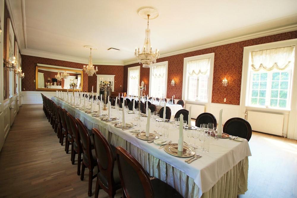Sophiendal Manor