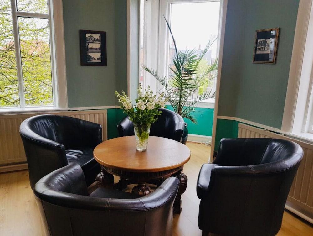 Sverre's Hotel