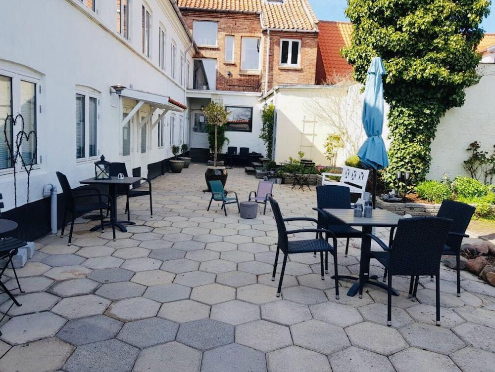 Sverre's Hotel