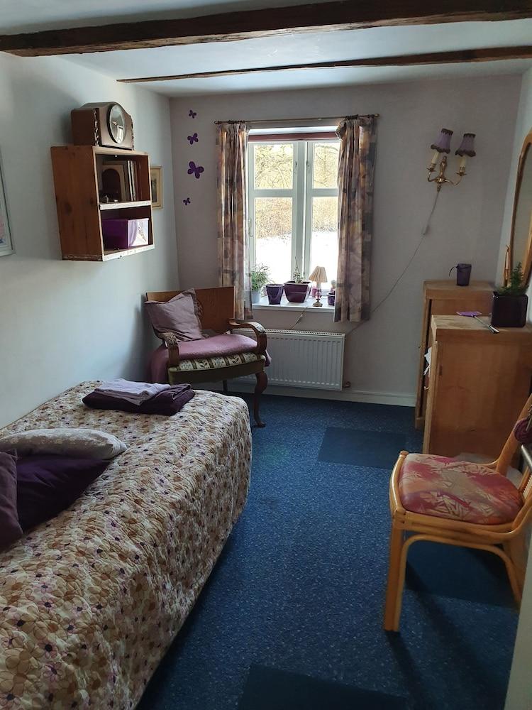 Holtegaard Bed & Breakfast