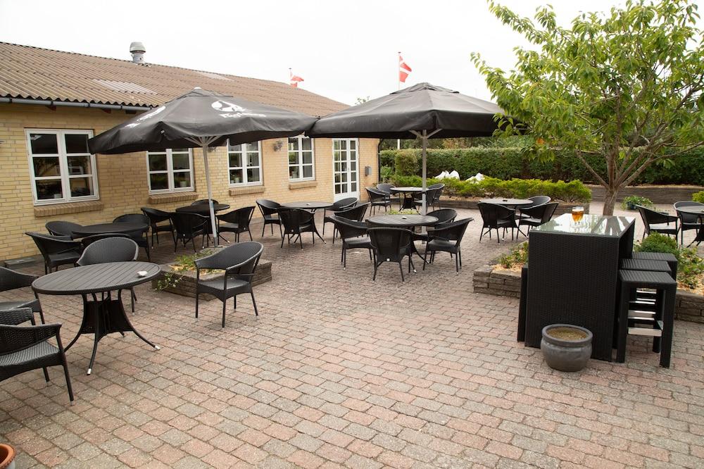Ronnes Hotel