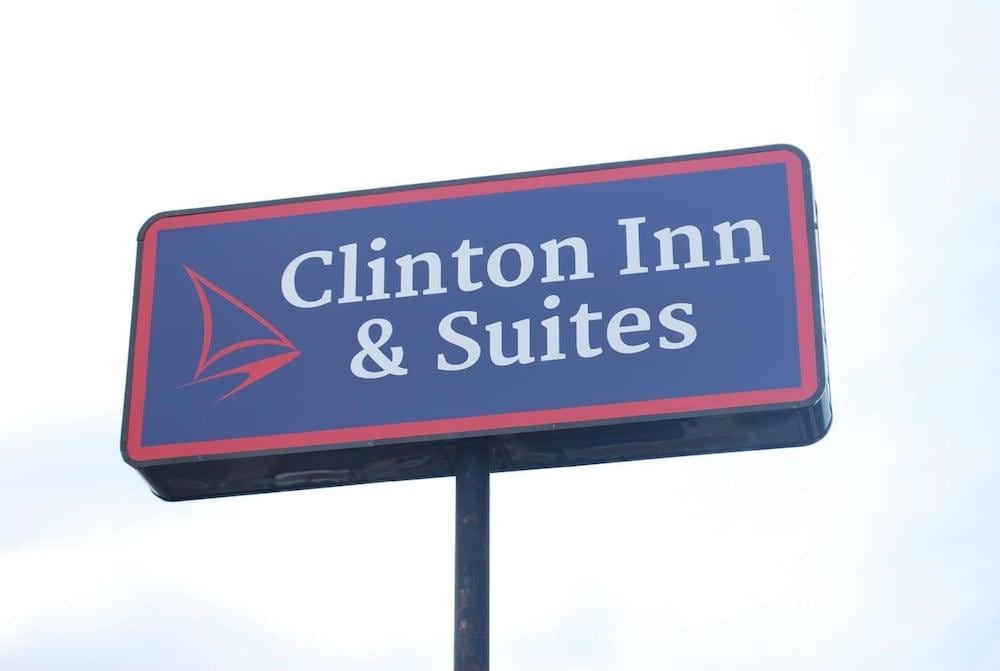 Clinton Inn And Suites