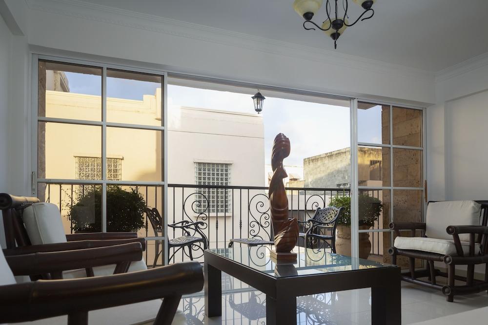 Hostal La Colonia