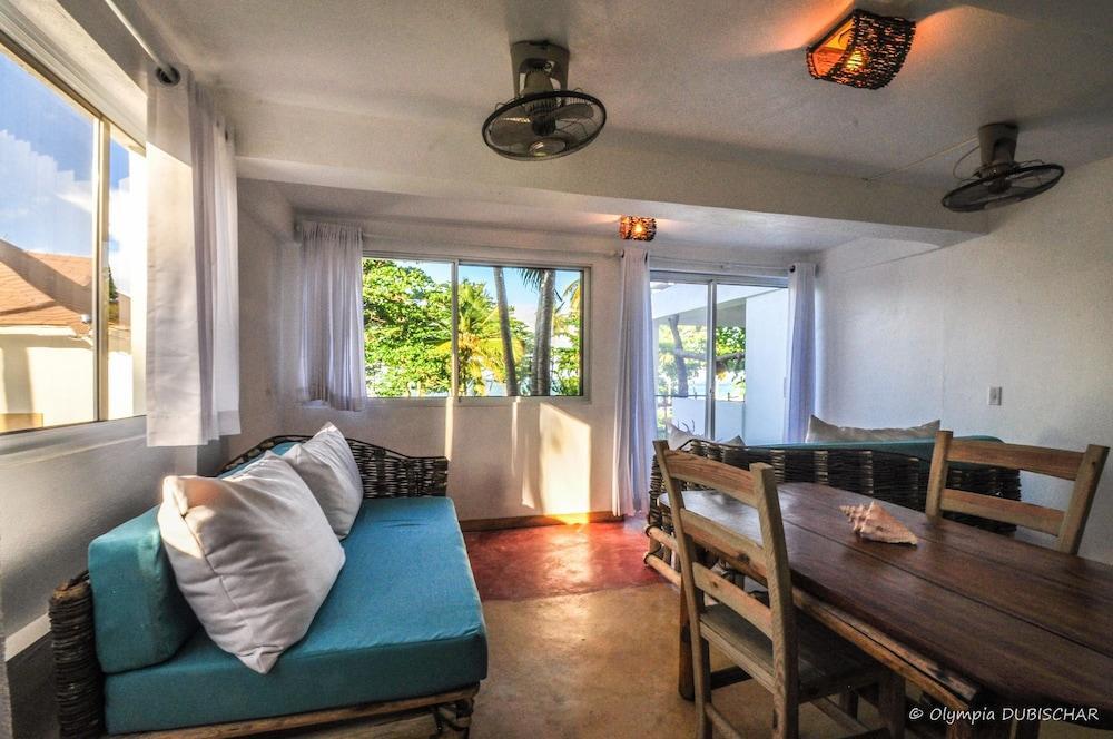 La Isleta Apart Hotel