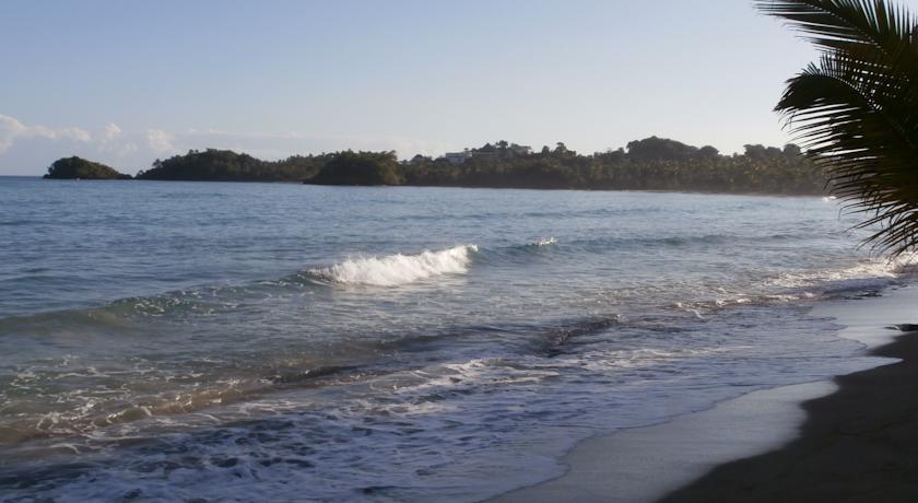 Casa Grande Beach Hotel