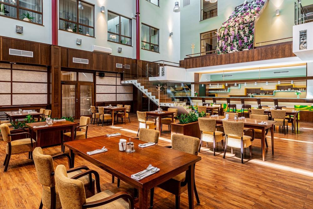 Hotel Baltaci Atrium Zlim