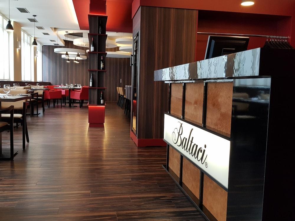 Hotel Baltaci Atrium Zlim