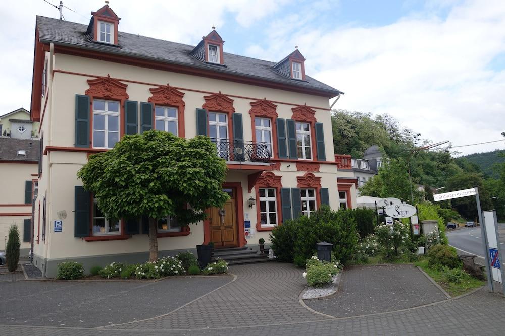 Villa Sayn