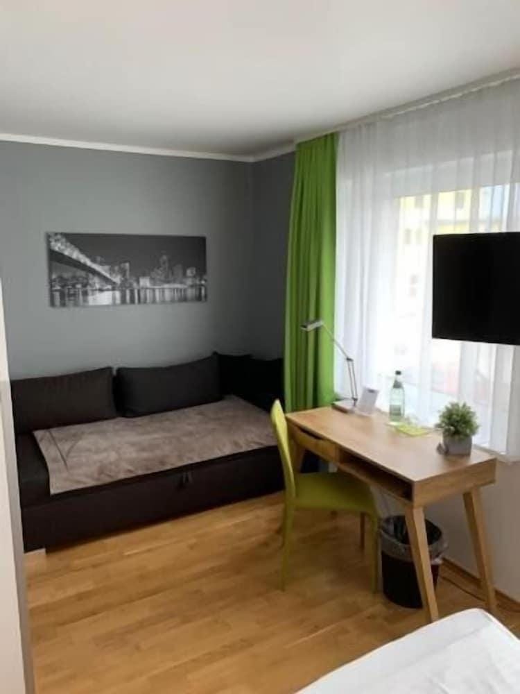 A3 Hotel