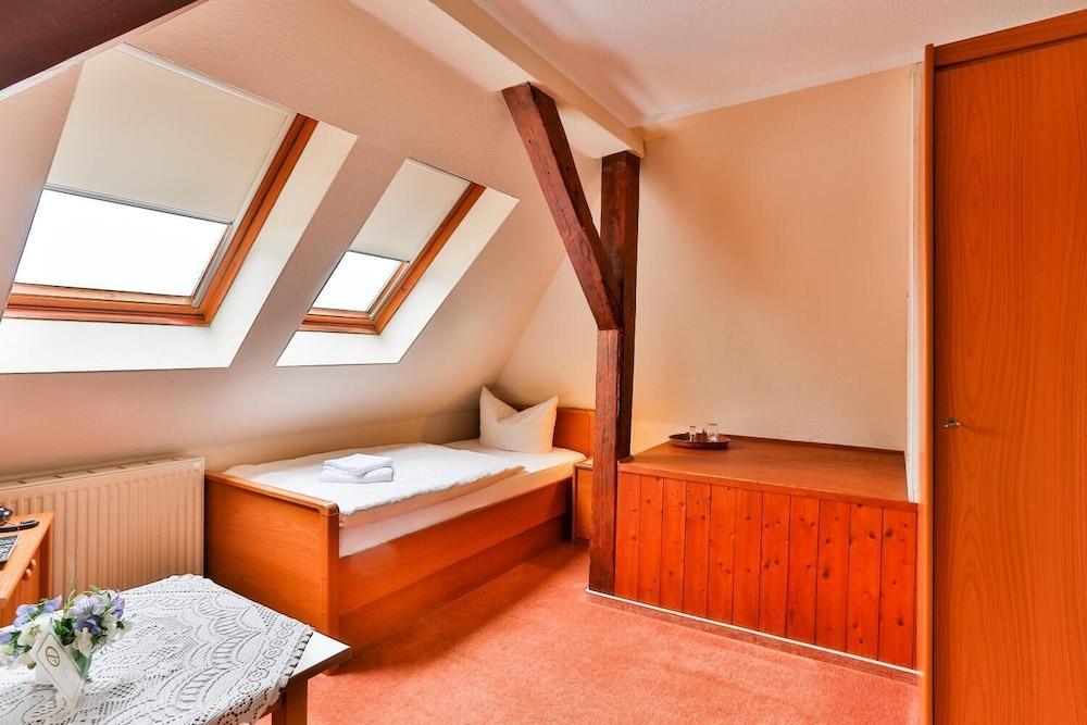 Villa Camenz Hotel & Pension