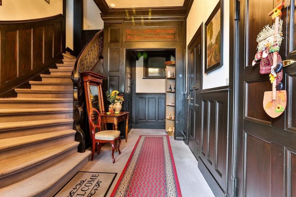 Villa Camenz Hotel & Pension