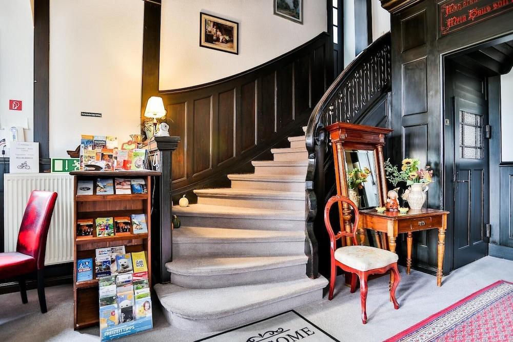 Villa Camenz Hotel & Pension