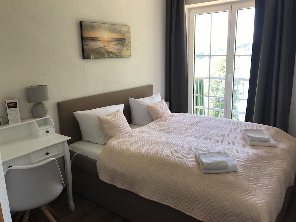 Strandhotel Vier Jahreszeiten