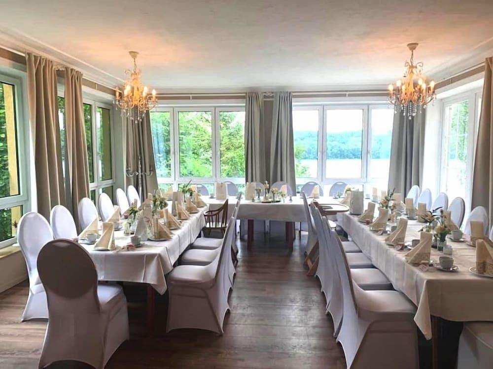 Strandhotel Vier Jahreszeiten