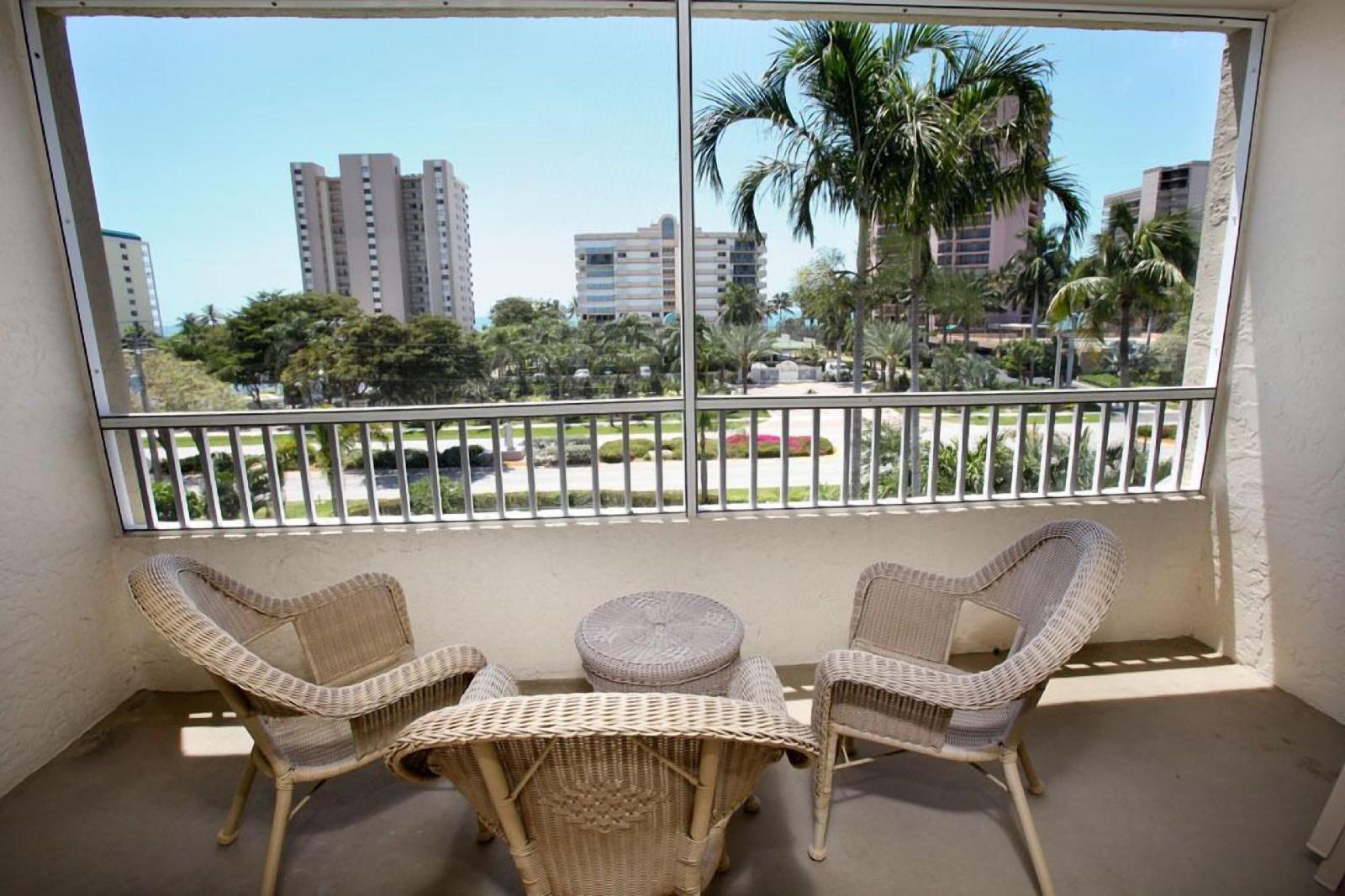 Marco Beach Vacation Suites