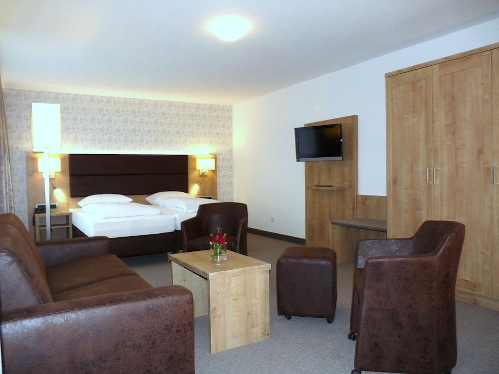 Hotel & Restaurant Hirschenwirt